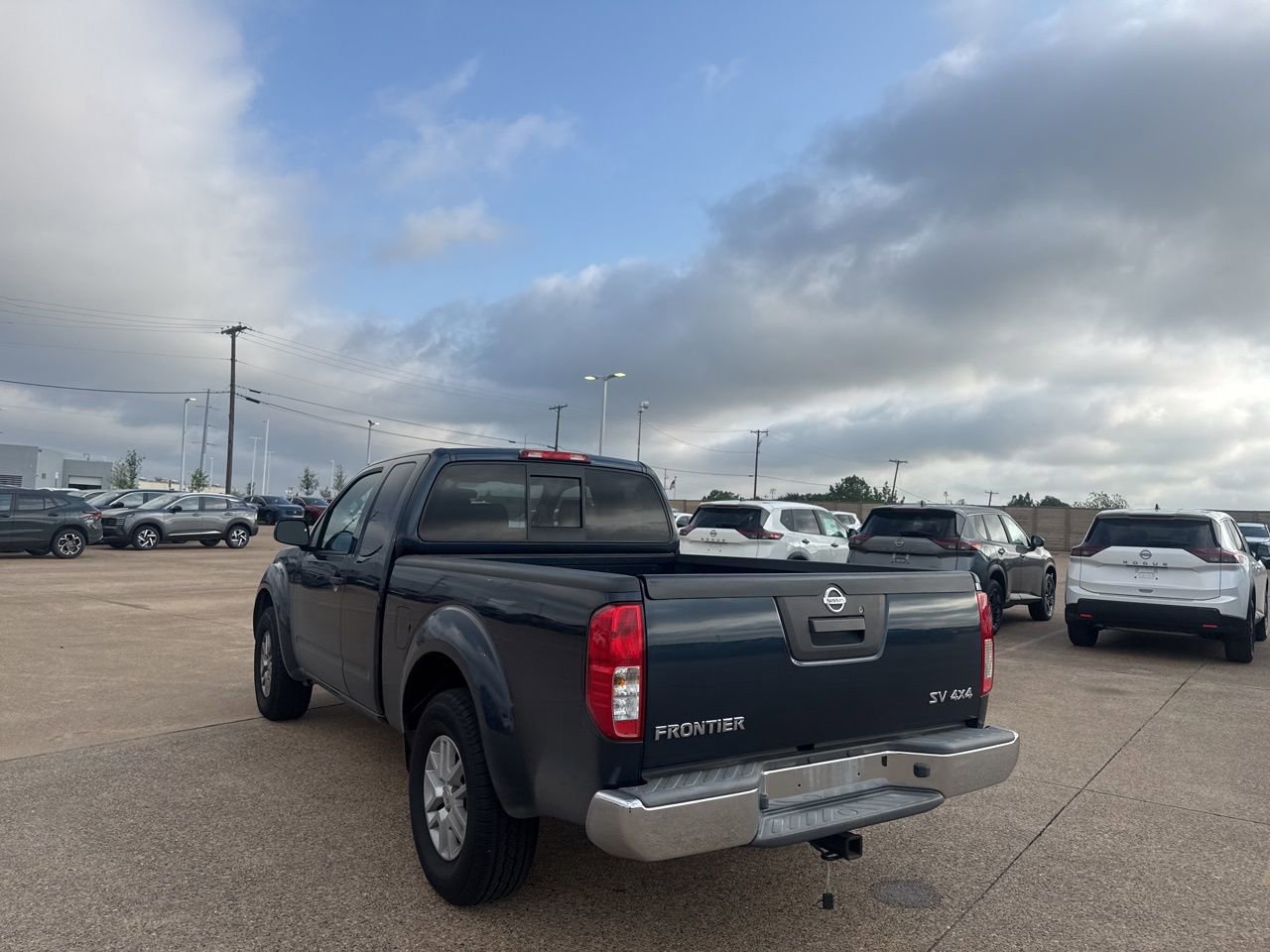 Used 2016 Nissan Frontier SV image 17