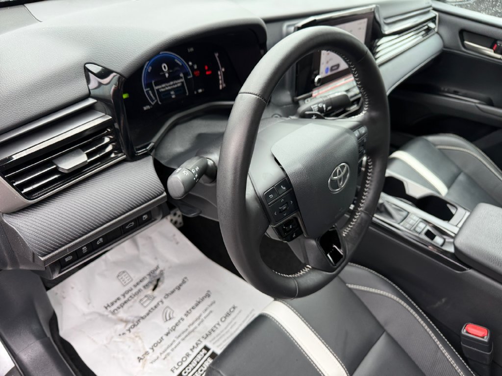 Used 2026 Toyota Camry SE w/ Convenience Package AWD/4WD image 28