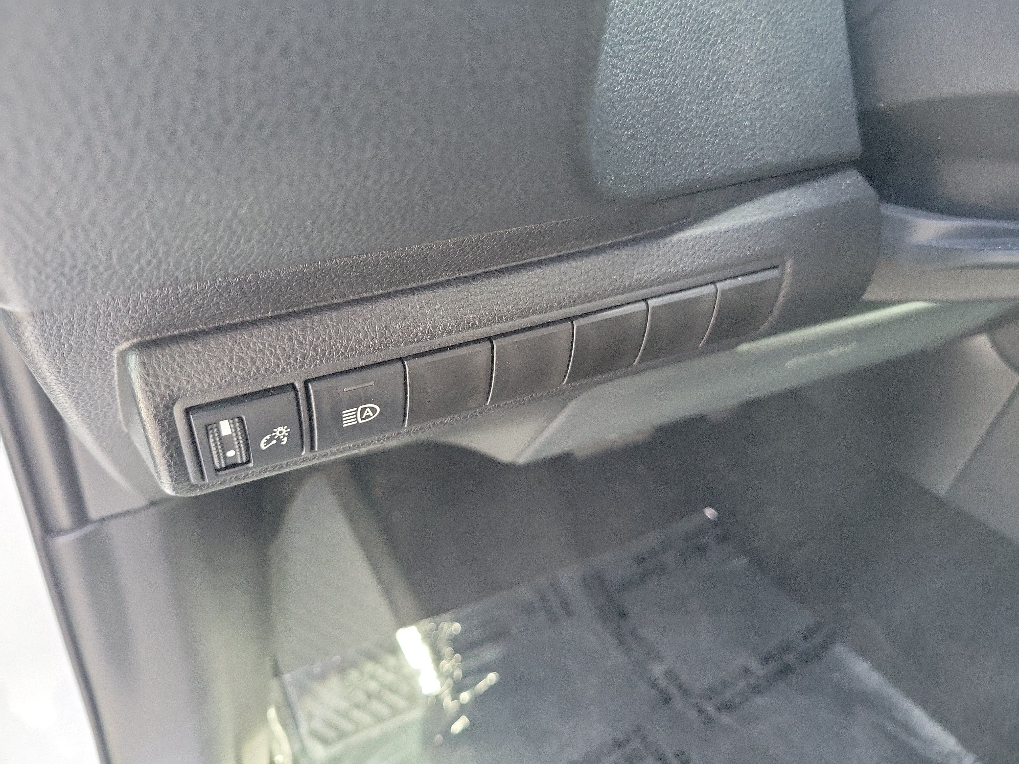 Certified 2026 Toyota Corolla SE FWD image 24