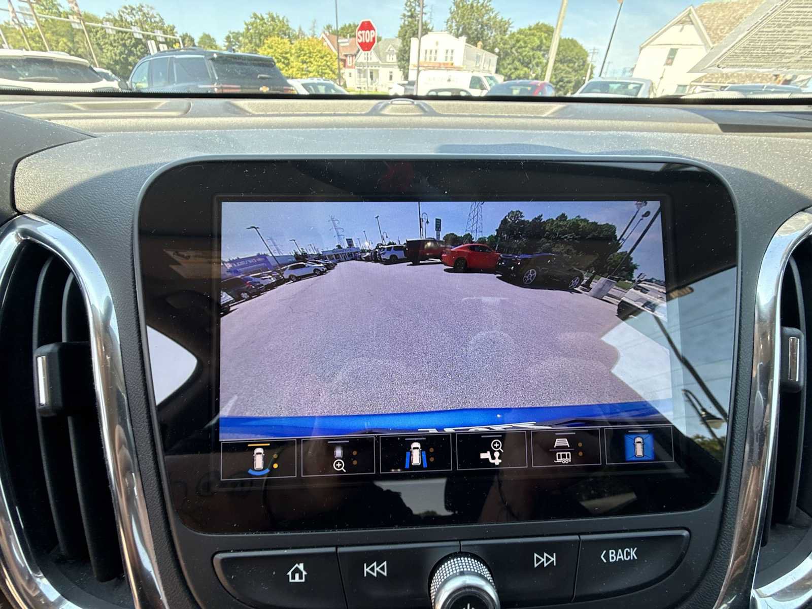 Certified 2024 Chevrolet Equinox LT AWD/4WD image 14