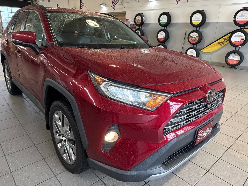Used 2021 Toyota RAV4 Limited AWD/4WD image 7