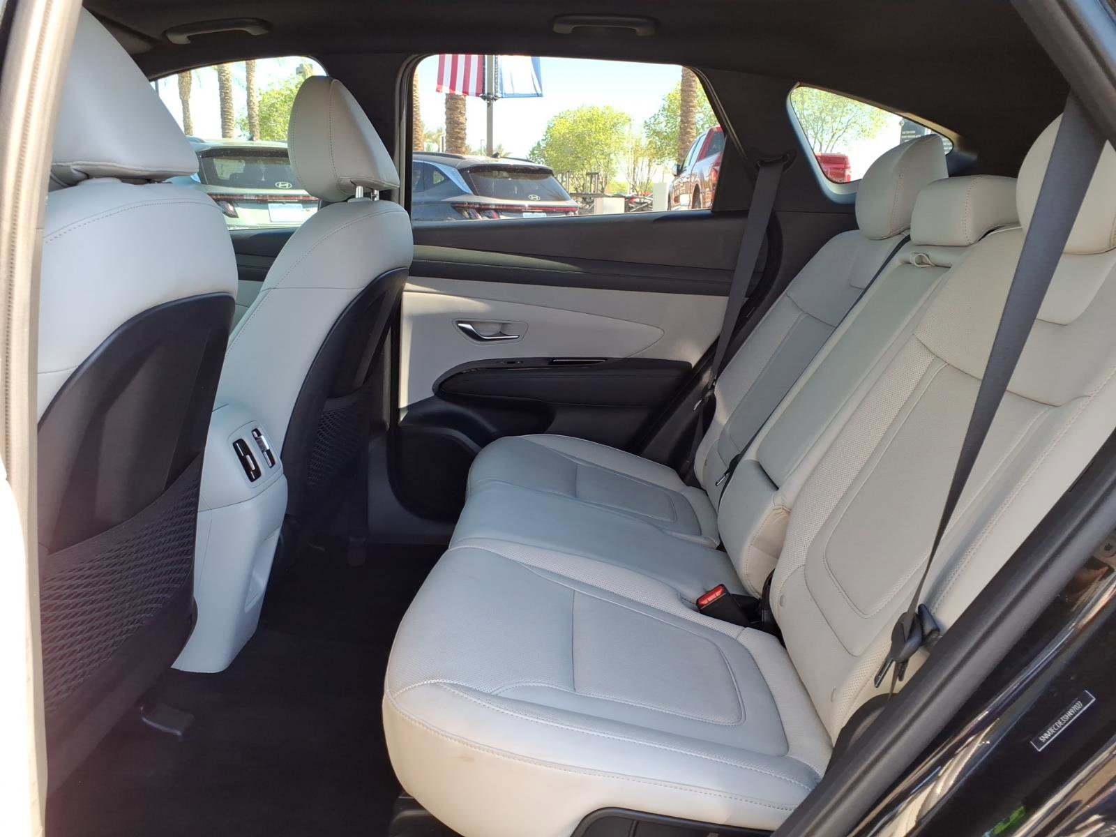 Certified 2025 Hyundai Tucson Limited image 15