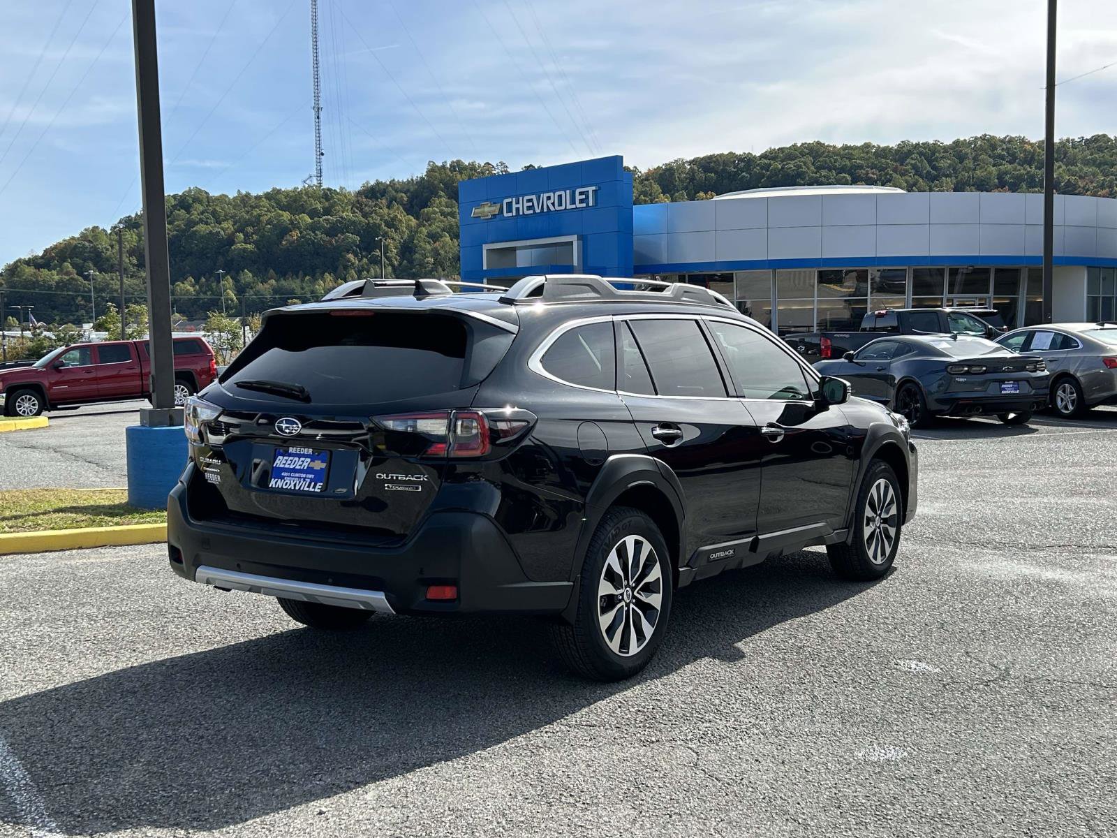 Used 2025 Subaru Outback Touring image 3