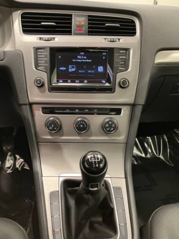 Used 2015 Volkswagen Golf S FWD image 55