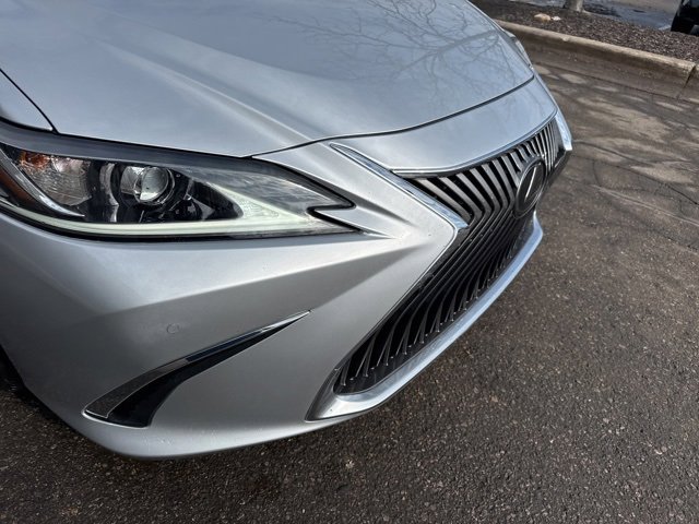 Used 2019 Lexus ES 350 w/ Accessory Package 2 image 4