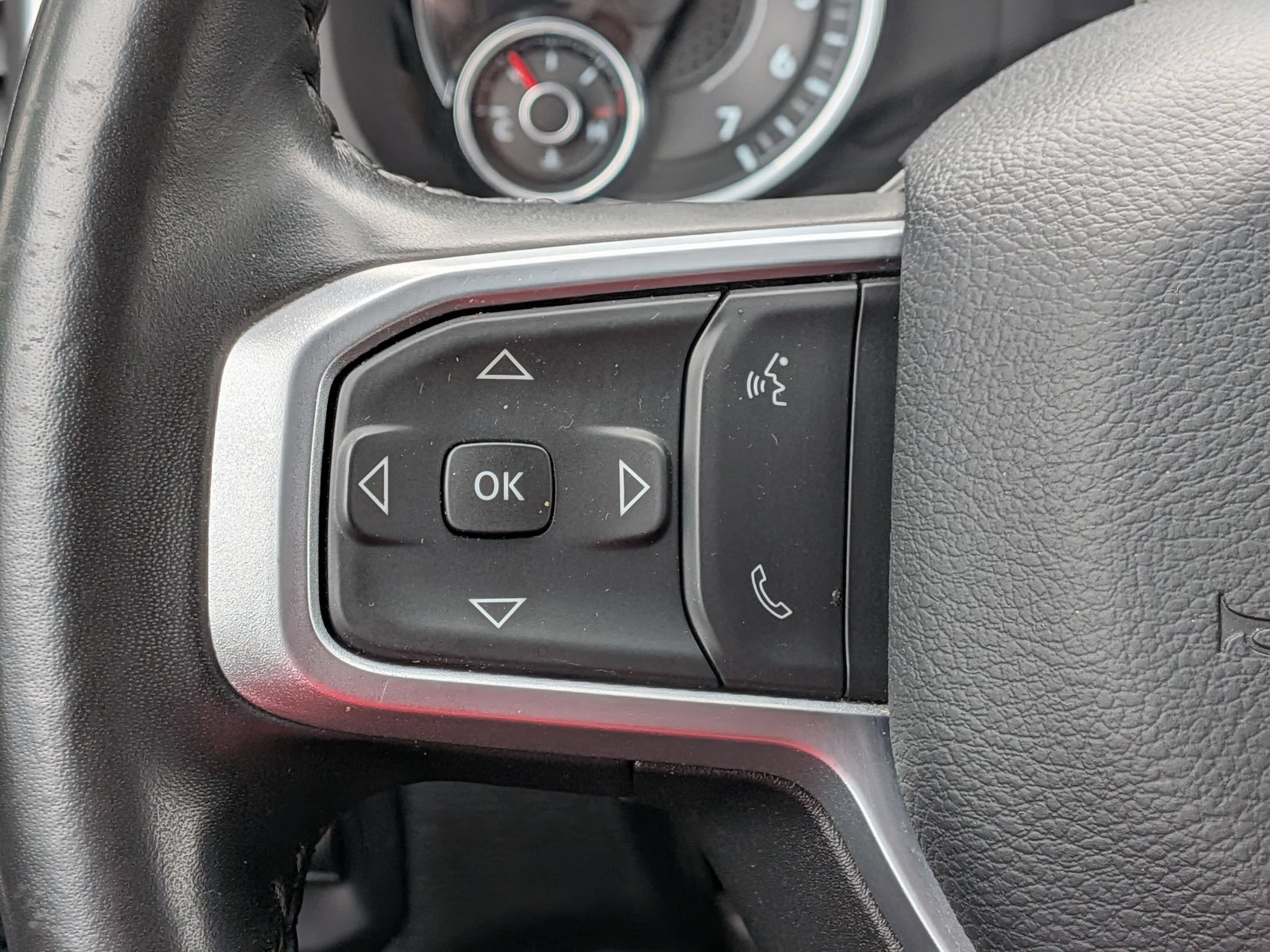 Used 2024 RAM 2500 Big Horn AWD/4WD image 18