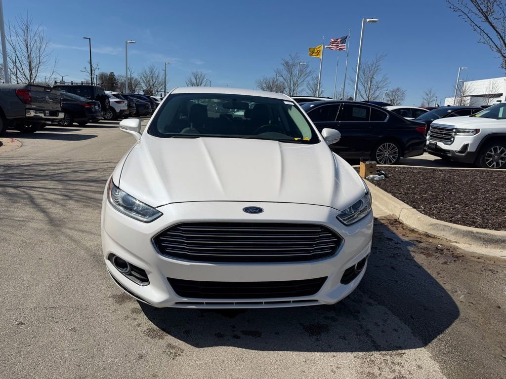 Used 2014 Ford Fusion SE w/ Equipment Group 202A image 2