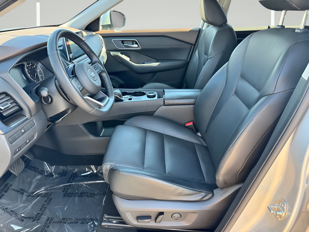 Used 2021 Nissan Rogue SV w/ Premium Package AWD/4WD image 12