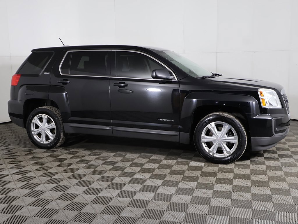 Used 2017 GMC Terrain SLE image 10