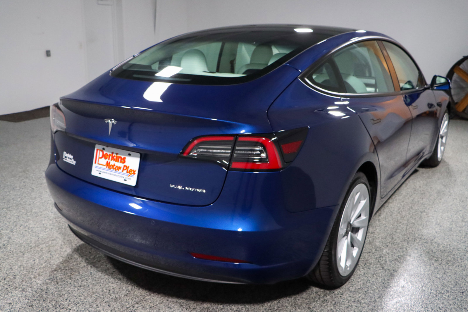 Used 2022 Tesla Model 3 Long Range image 7