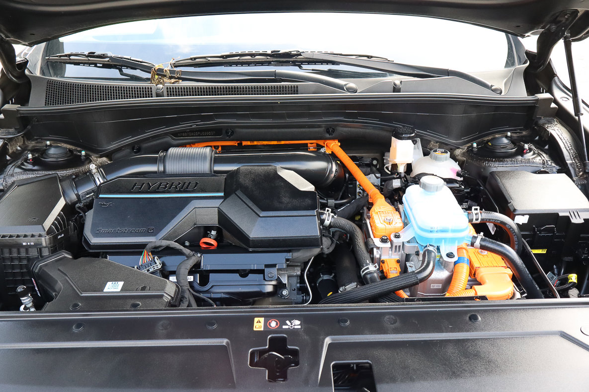 Used 2023 Hyundai Santa Fe Limited image 19