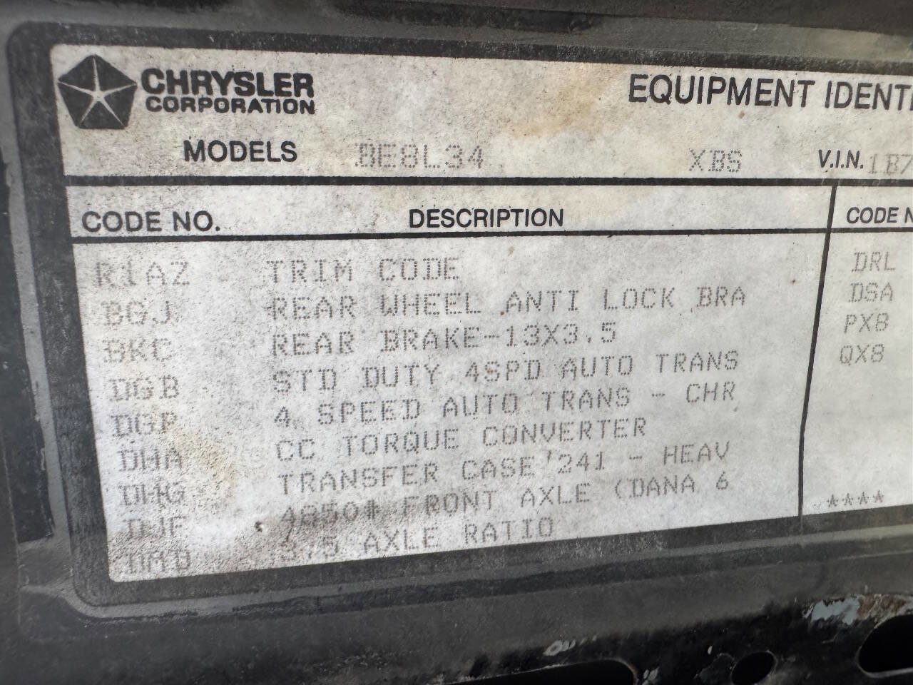 Used 1998 Dodge Ram 3500 Truck SLT LARAMIE 4X4 12V 5.9L CUMMI image 33