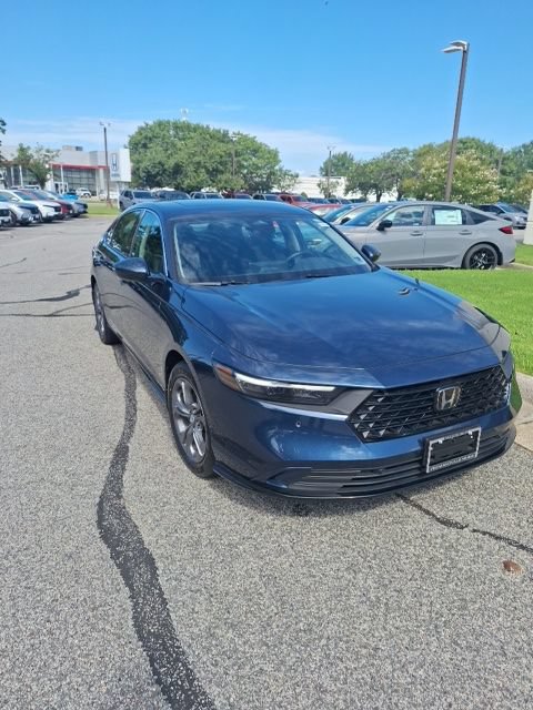 Used 2024 Honda Accord EX-L image 4