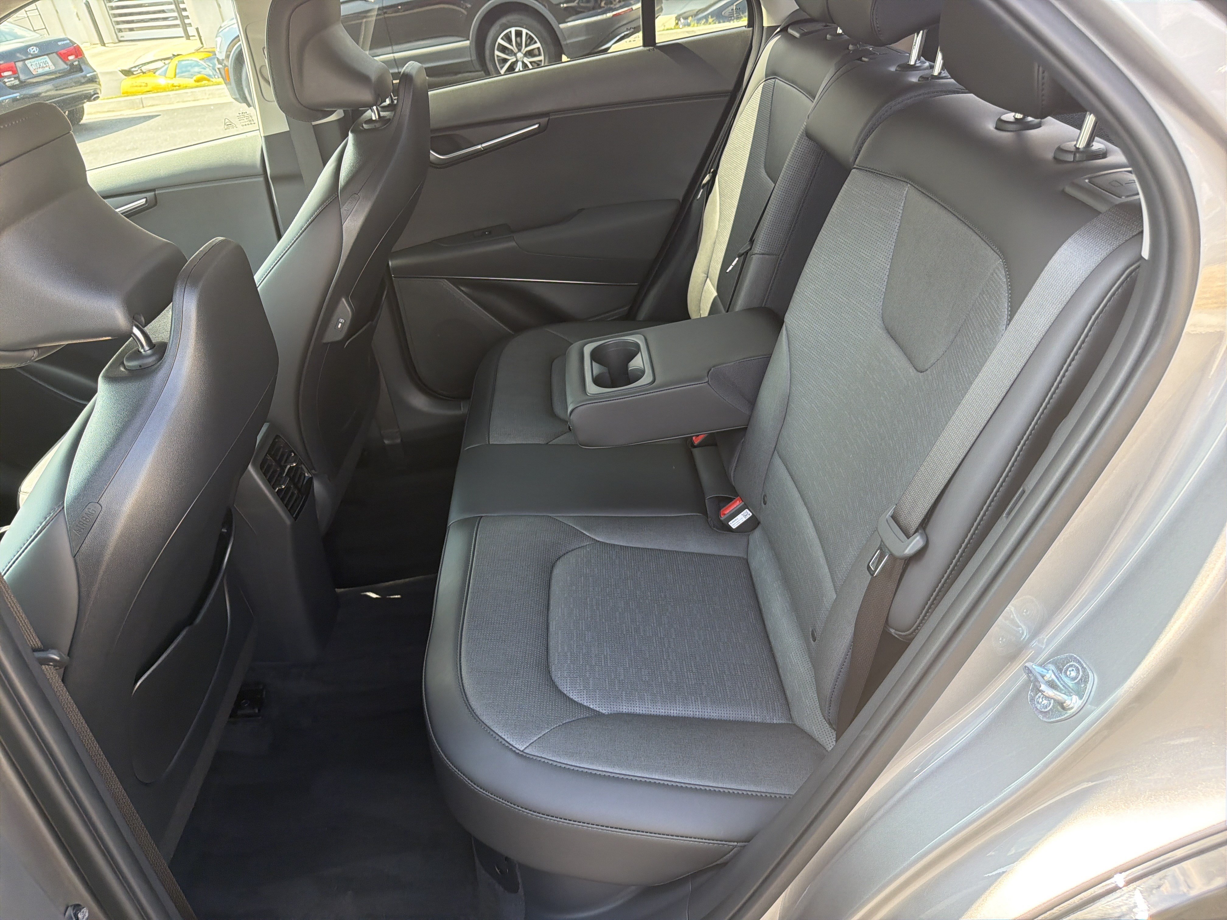 Certified 2025 Kia Niro FWD image 20
