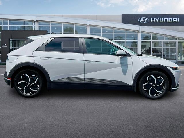 New 2024 Hyundai Ioniq 5 SEL image 8
