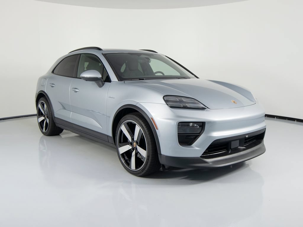 New 2026 Porsche Macan 4 Electric AWD/4WD image 12