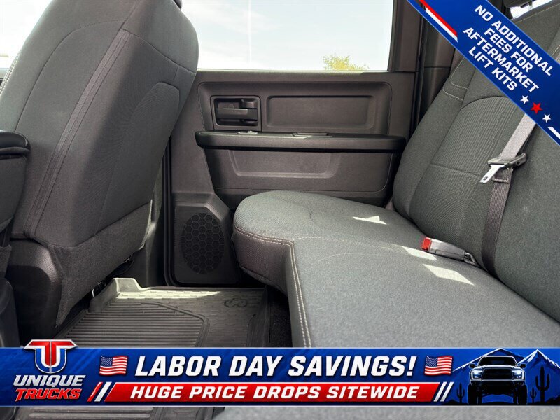 Used 2024 RAM 3500 Tradesman w/ Chrome Appearance Group AWD/4WD image 25