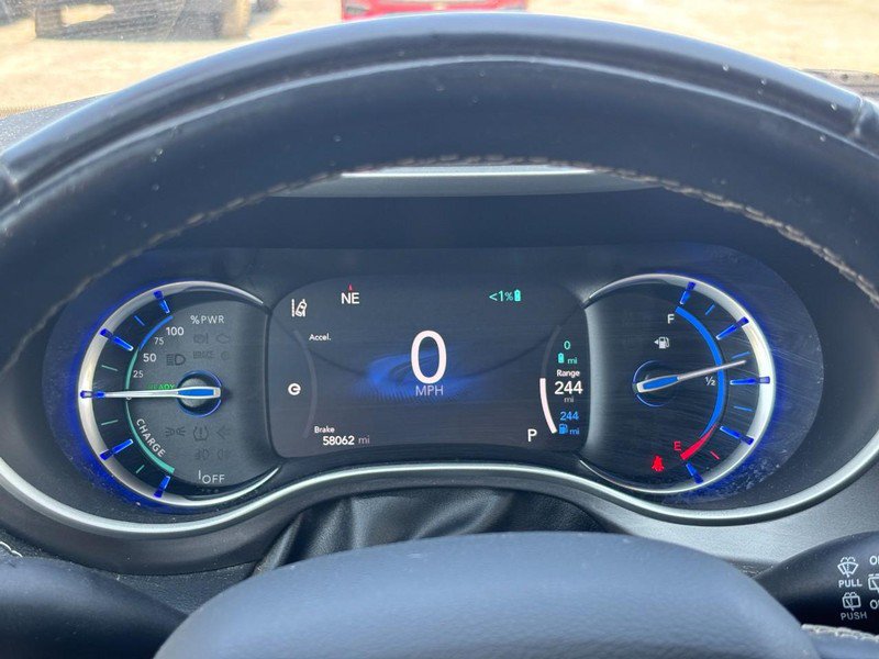 Used 2022 Chrysler Pacifica Touring-L FWD image 22