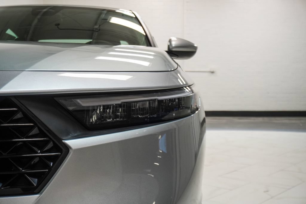Used 2024 Honda Accord LX image 34