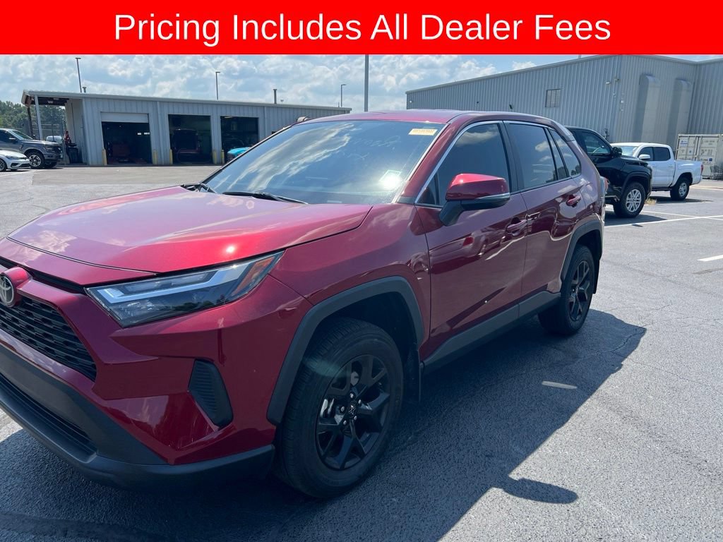 Used 2025 Toyota RAV4 LE FWD image 5