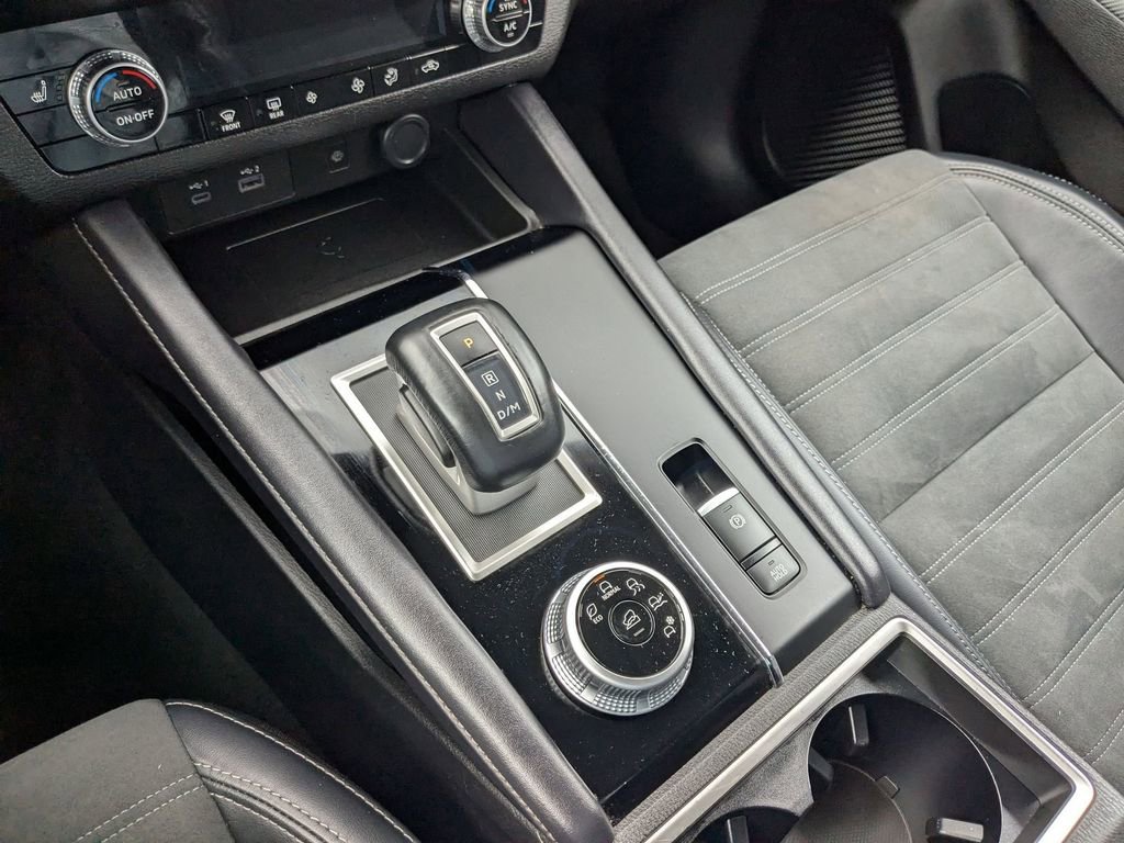 Used 2024 Mitsubishi Outlander SE image 49