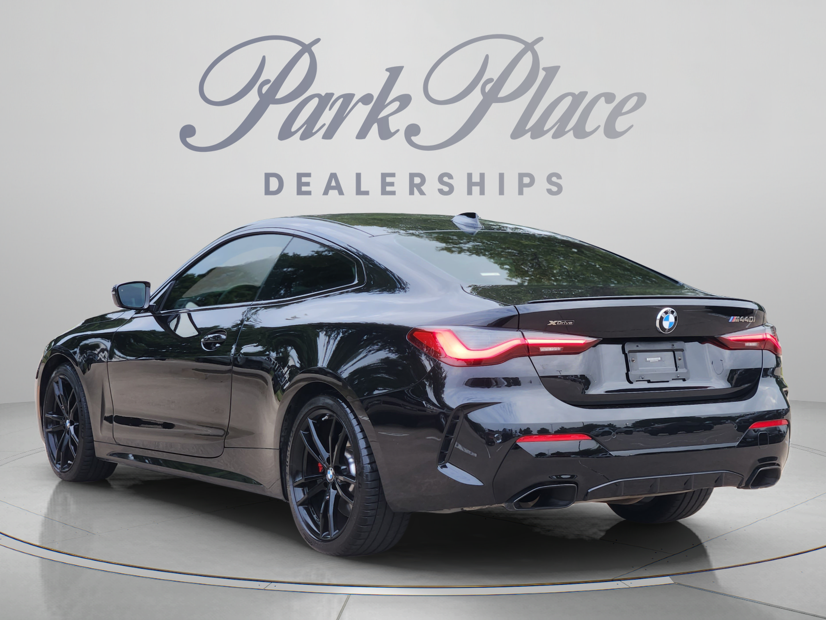 Used 2021 BMW 440i xDrive Coupe w/ Executive Package AWD/4WD image 3