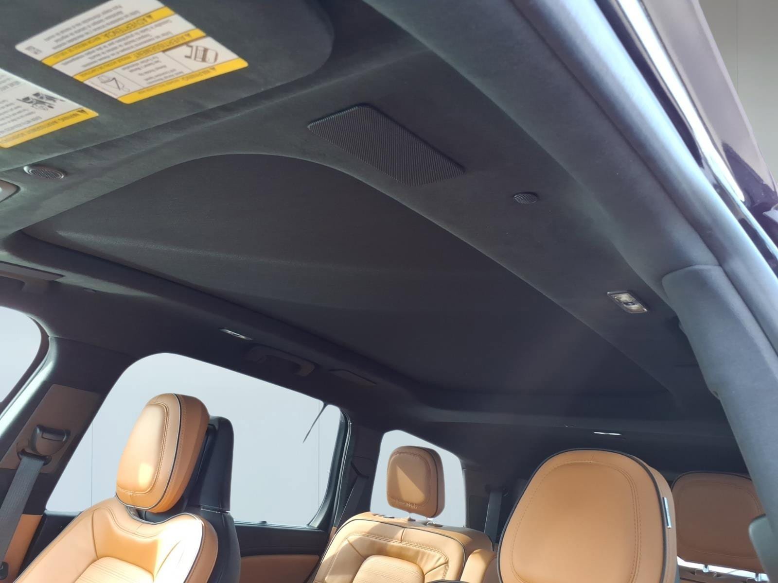 Used 2024 Lincoln Aviator Black Label w/ Jet Package AWD/4WD image 13