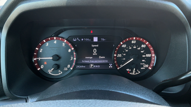 Used 2024 Nissan Titan PRO-4X w/ Pro-4x Convenience Package AWD/4WD image 14