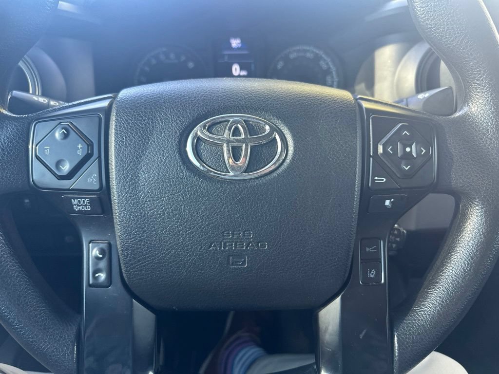 Used 2022 Toyota Tacoma SR RWD image 9
