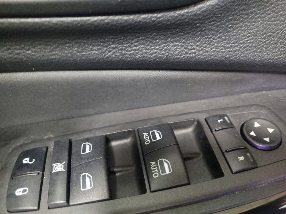 Used 2023 Jeep Cherokee Altitude Lux image 27