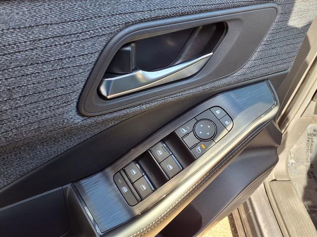 Certified 2023 Nissan Rogue SV AWD/4WD image 16