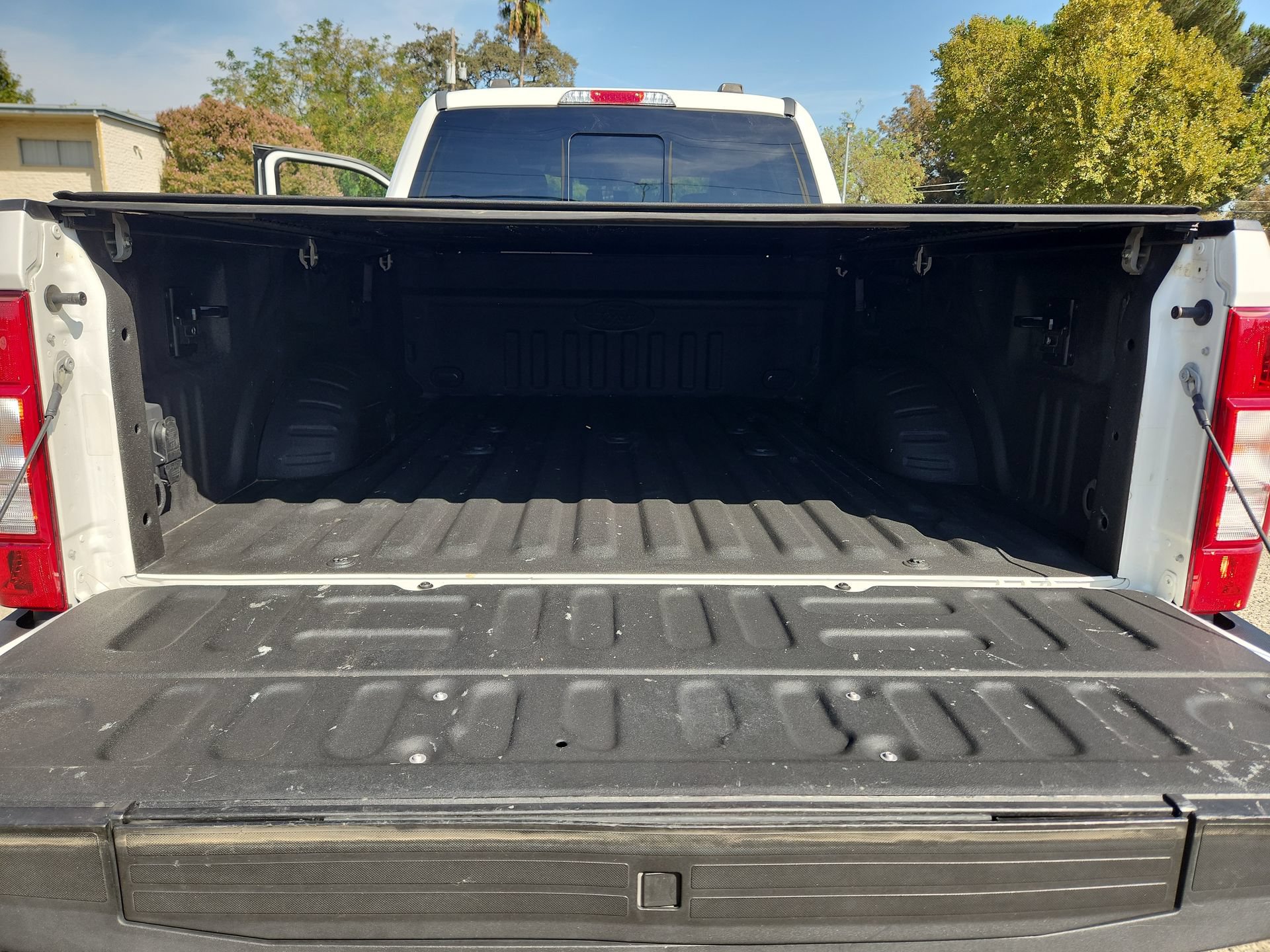 Used 2022 Ford F250 Lariat w/ Lariat Ultimate Package AWD/4WD image 20
