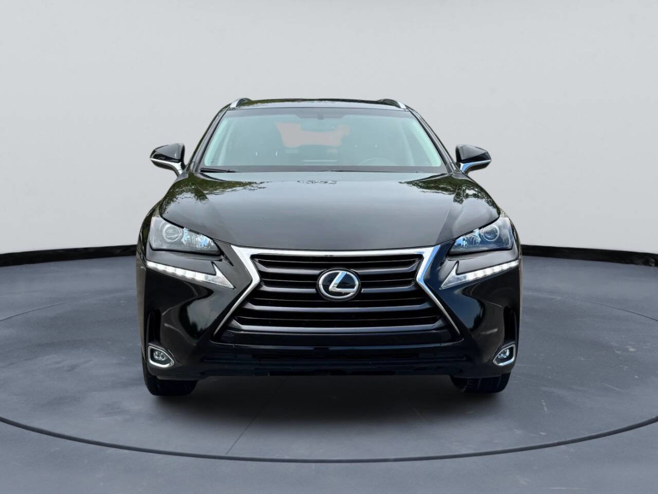 Used 2016 Lexus NX 200t FWD image 3