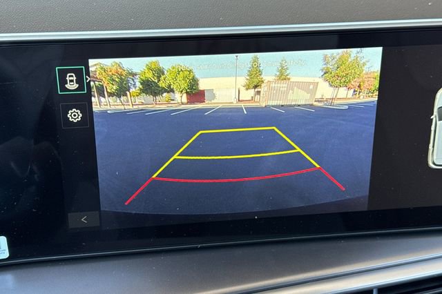 New 2026 Kia Sorento S w/ S Panoramic Sunroof Package image 24