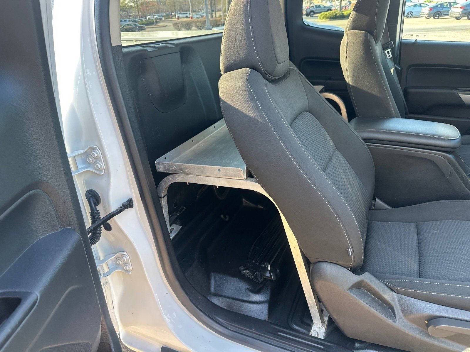 Used 2022 Chevrolet Colorado LT w/ Fleet Safety Package image 15