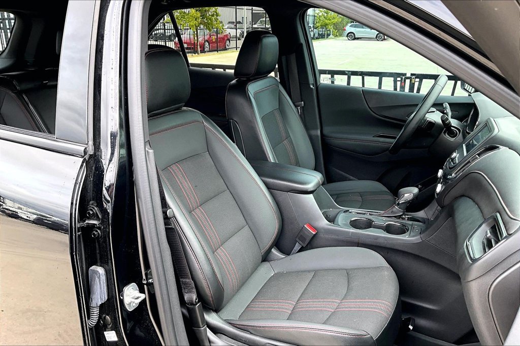 Used 2024 Chevrolet Equinox RS w/ LPO, Floor Liner Package FWD image 6