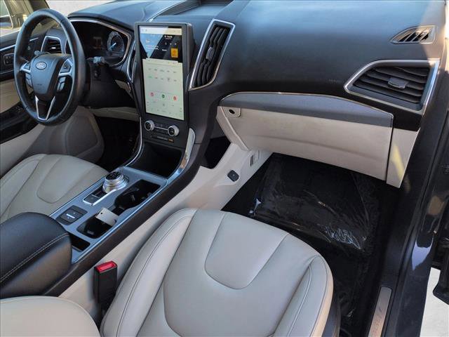 Used 2021 Ford Edge Titanium w/ Cargo Accessory Package image 21