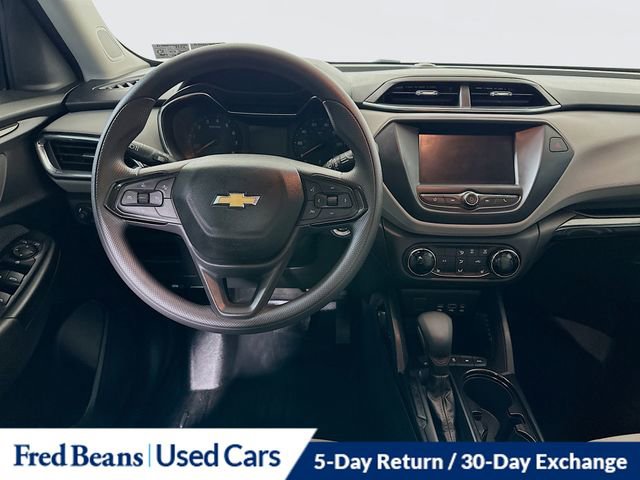 Used 2022 Chevrolet TrailBlazer LT AWD/4WD image 23