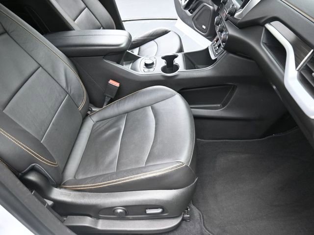 Used 2021 GMC Terrain SLT w/ Infotainment Package II image 22