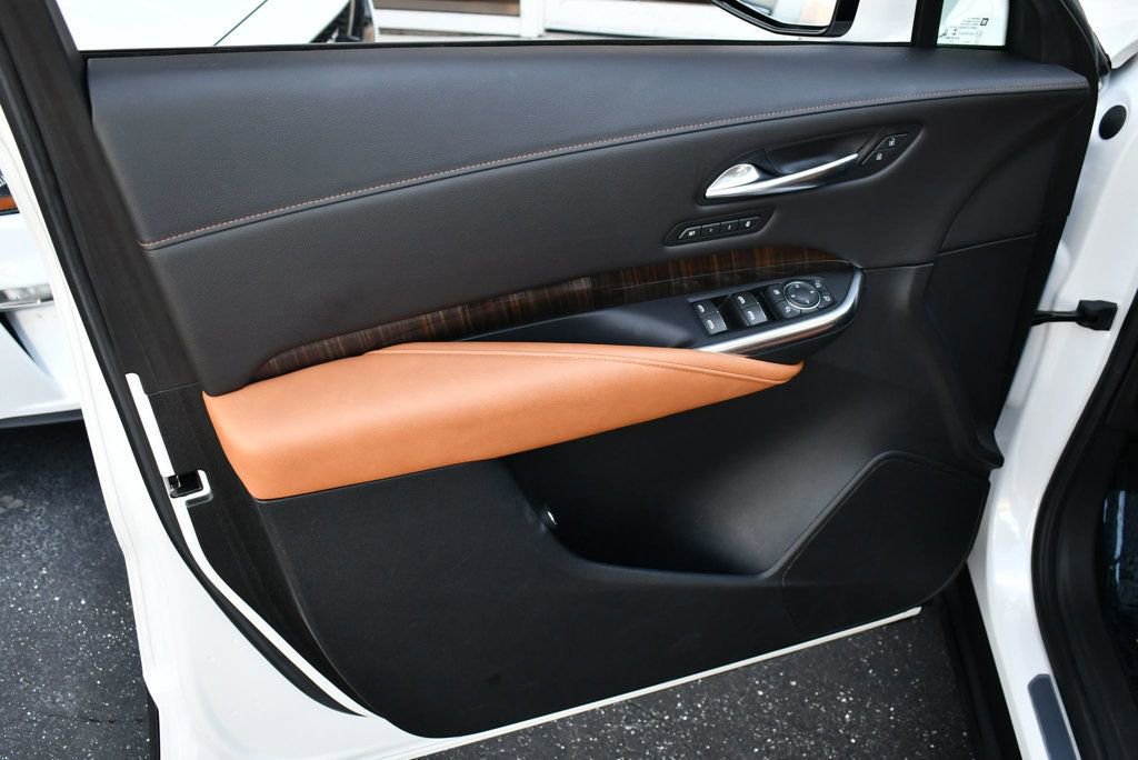 Used 2021 Cadillac XT4 Sport image 11