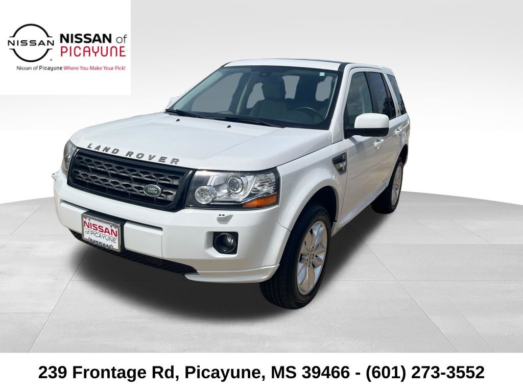 Used 2014 Land Rover LR2 AWD/4WD image 1