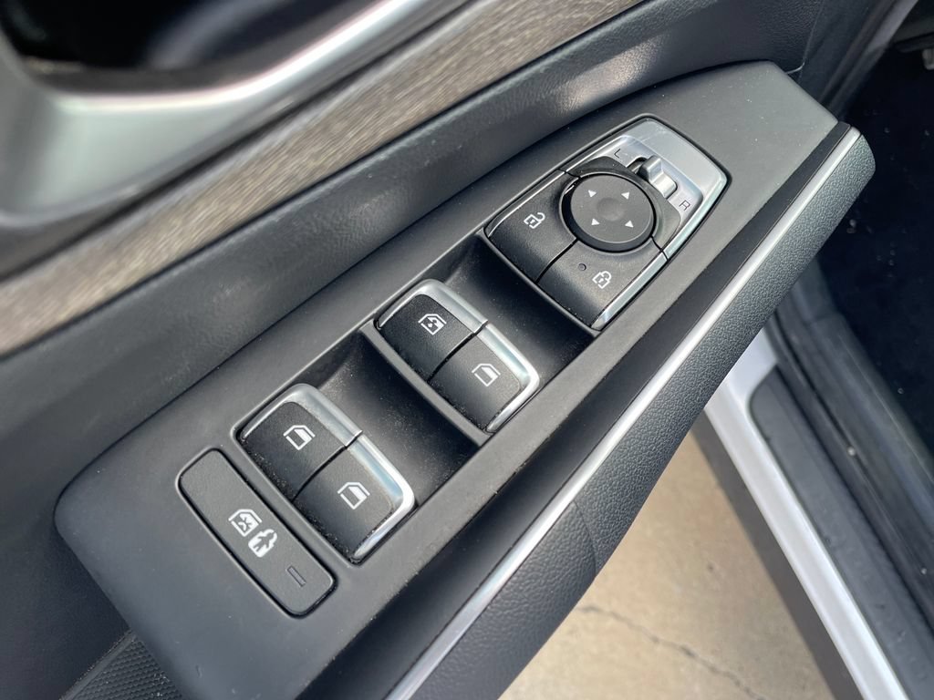 Used 2022 Kia Sorento S AWD/4WD image 11