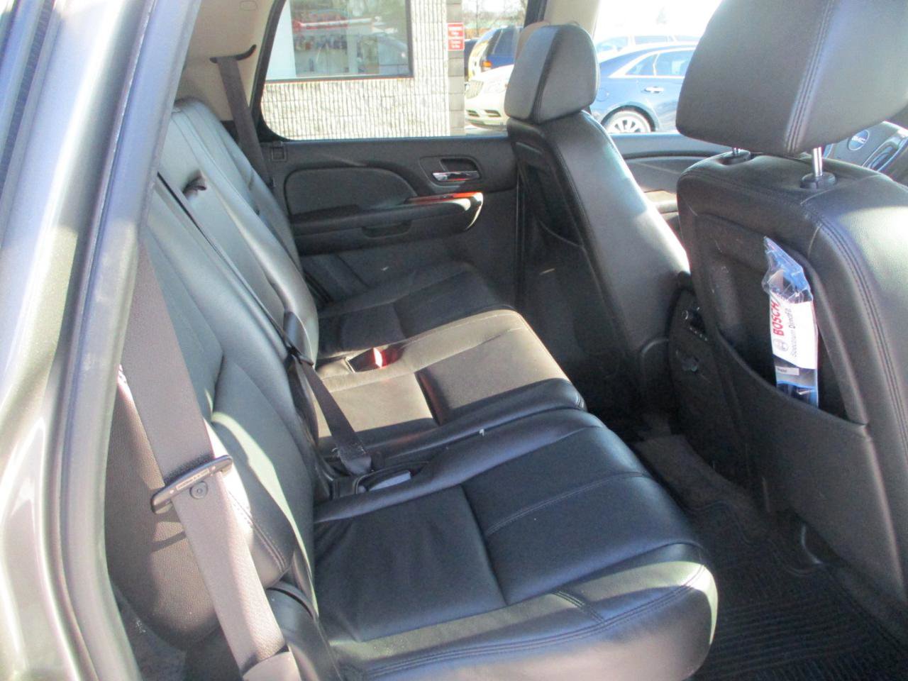 Used 2009 GMC Yukon SLT AWD/4WD image 8