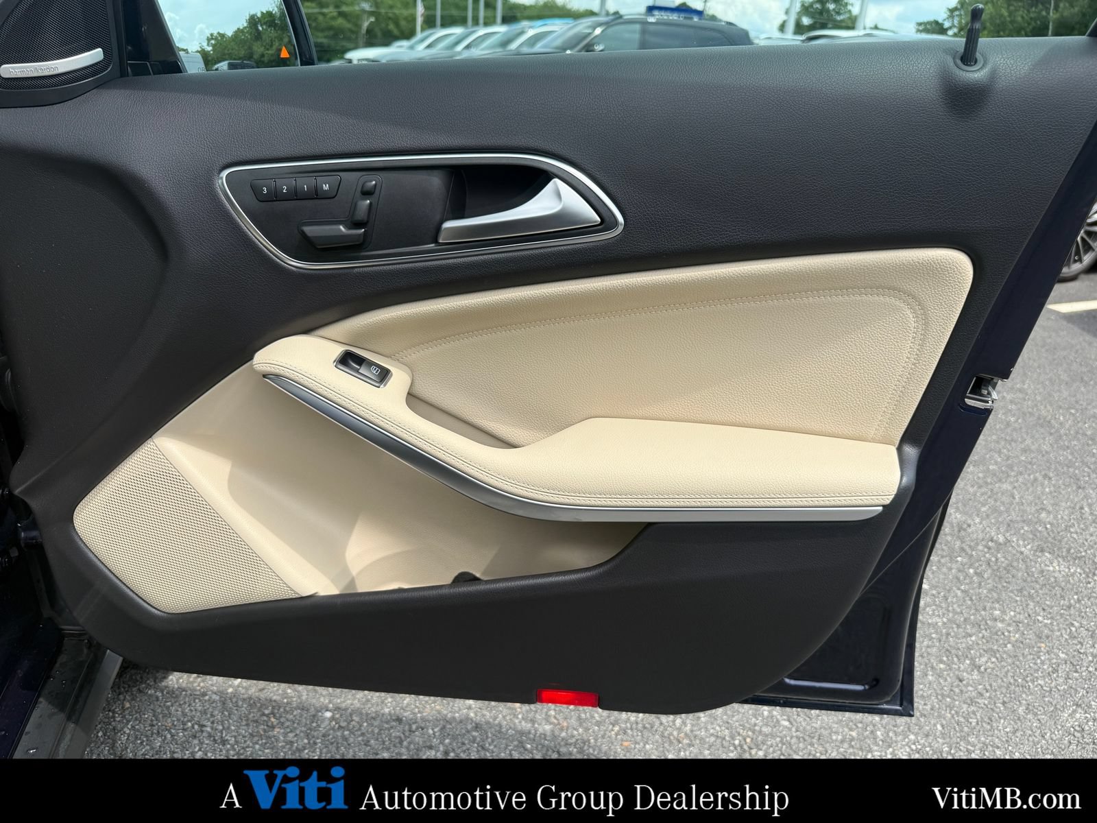Used 2017 Mercedes-Benz GLA 250 4MATIC image 28