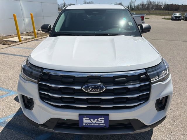 New 2026 Ford Explorer Active AWD/4WD image 9