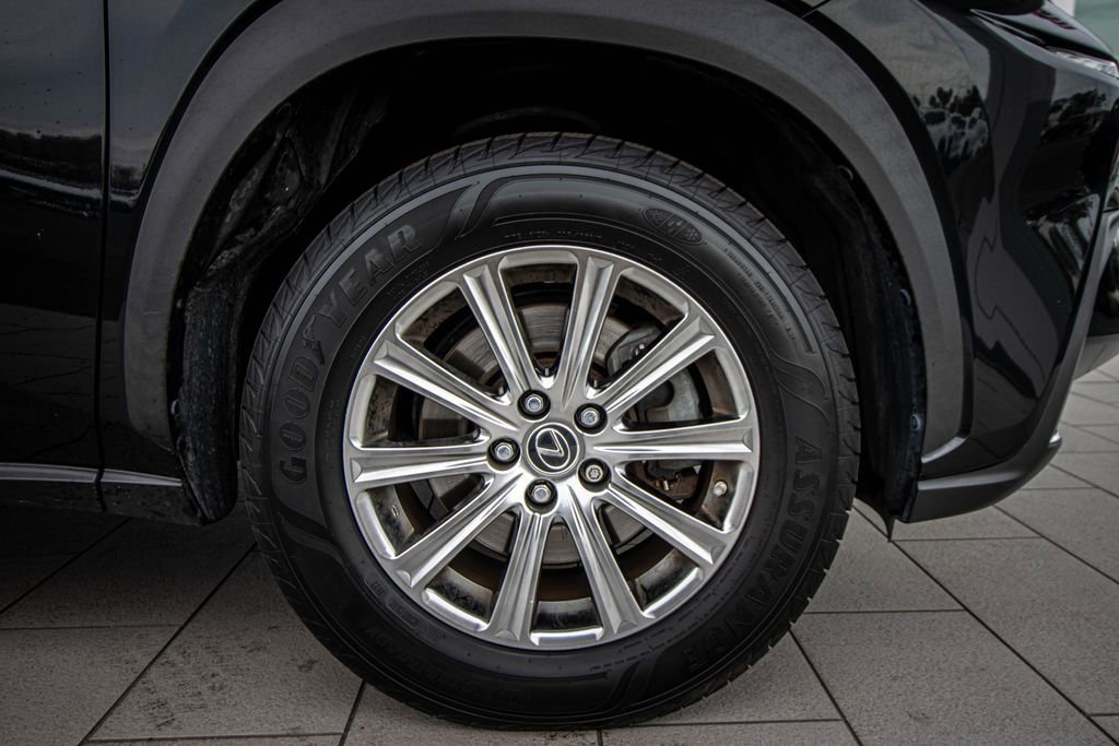 Used 2019 Lexus NX 300 AWD w/ Comfort Package image 4