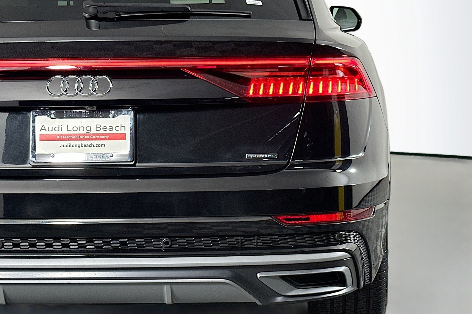 Used 2023 Audi Q8 Premium Plus w/ Premium Plus Package AWD/4WD image 16