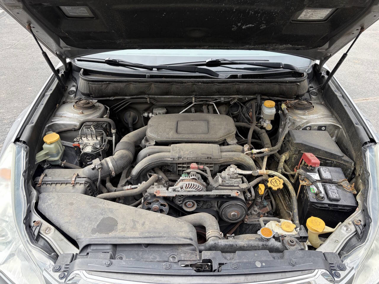 Used 2010 Subaru Outback 2.5i Premium image 14