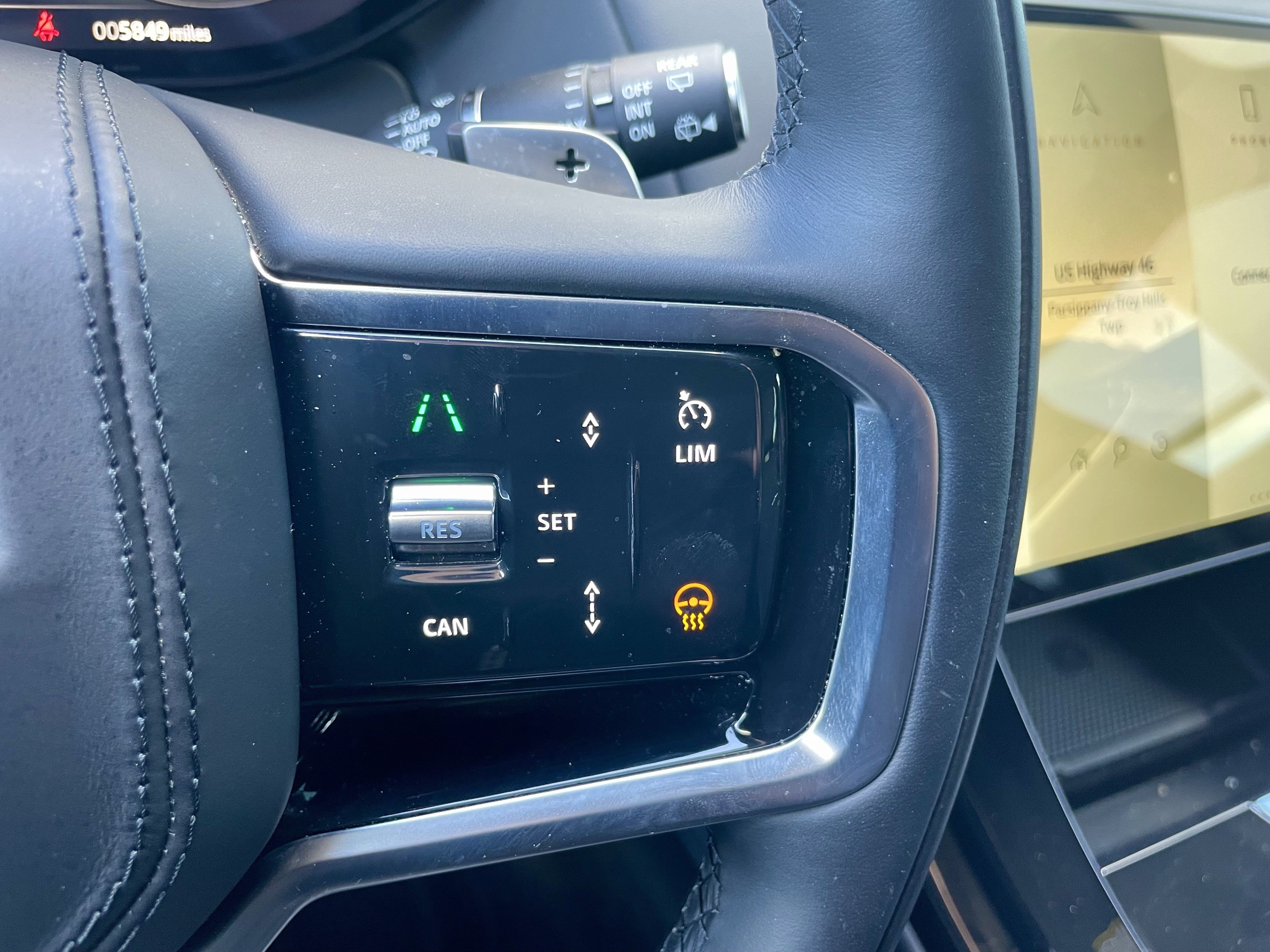 Certified 2025 Land Rover Range Rover Sport AWD/4WD image 22