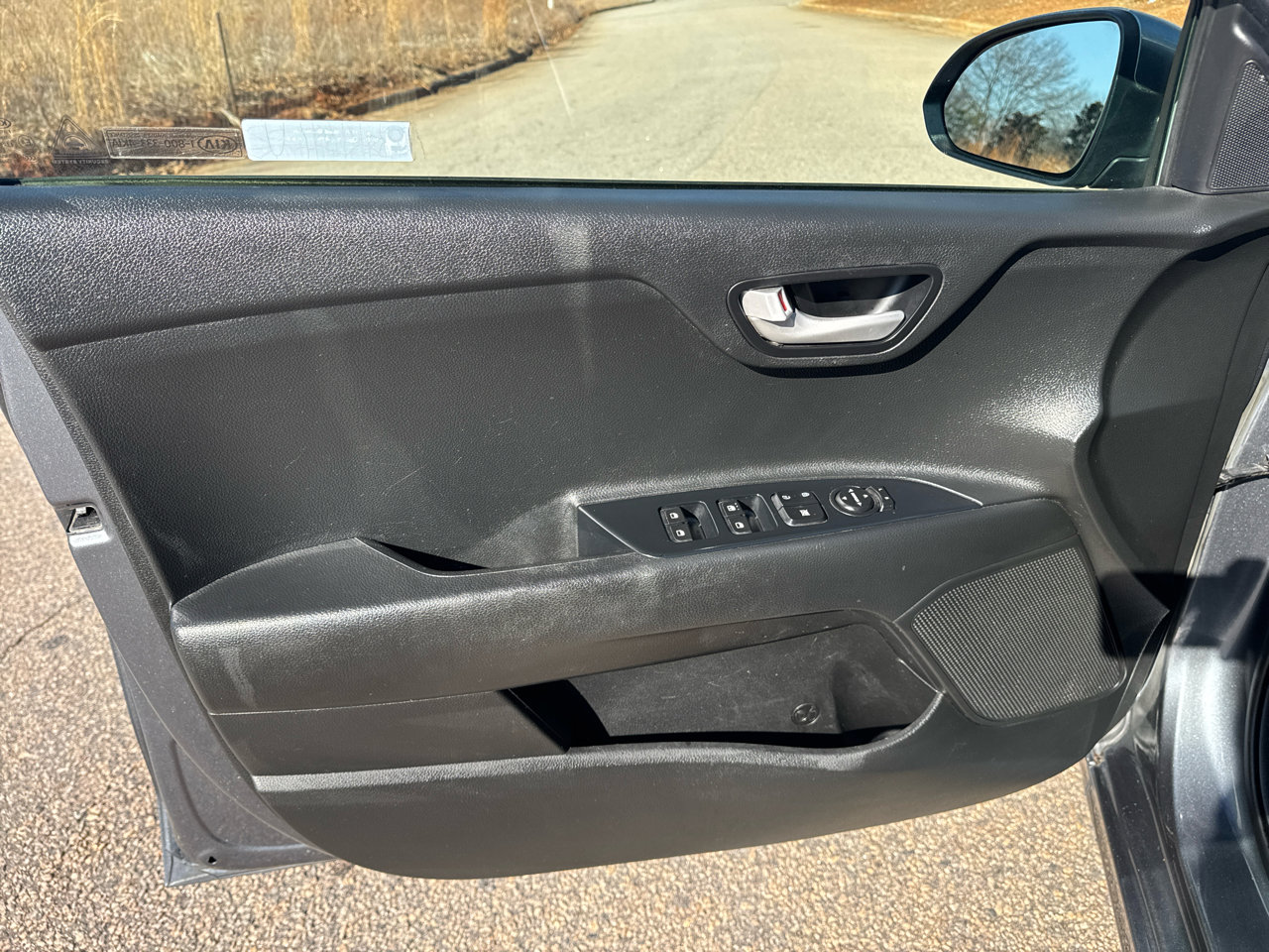 Used 2019 Kia Rio S image 10